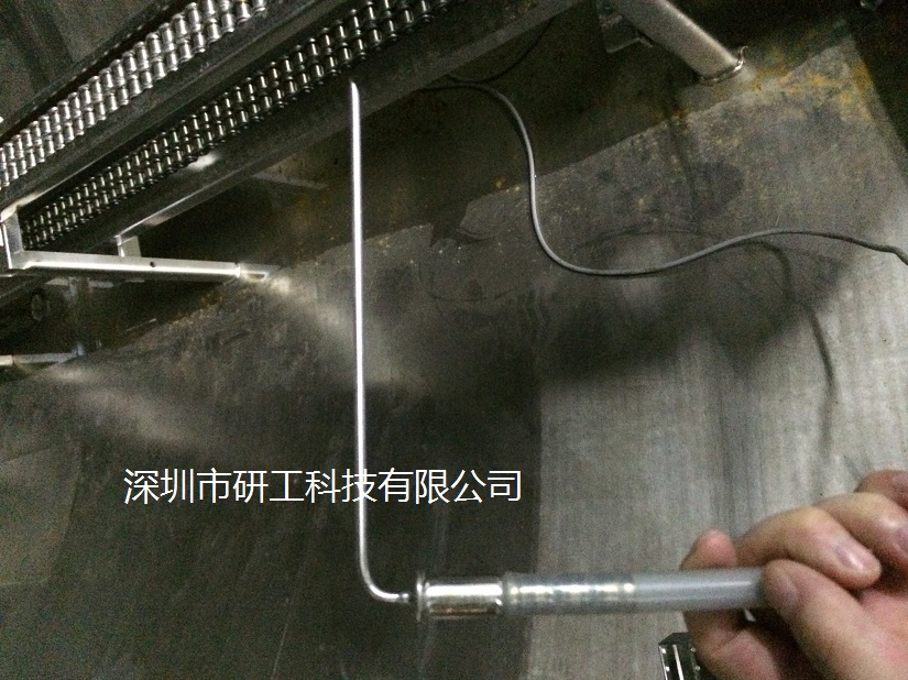 水浴滅菌柜驗(yàn)證現(xiàn)場(chǎng)圖5 水浴滅菌柜驗(yàn)證現(xiàn)場(chǎng)圖5